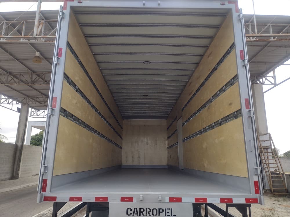 0. FURGÃO CARGA SECAF Carga Seca 2