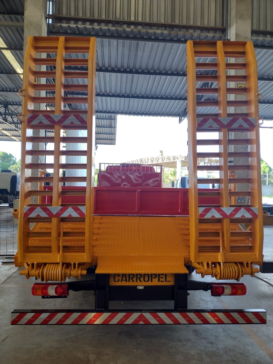 7. CARREGA-TUDOCARREGA-TUDO 1