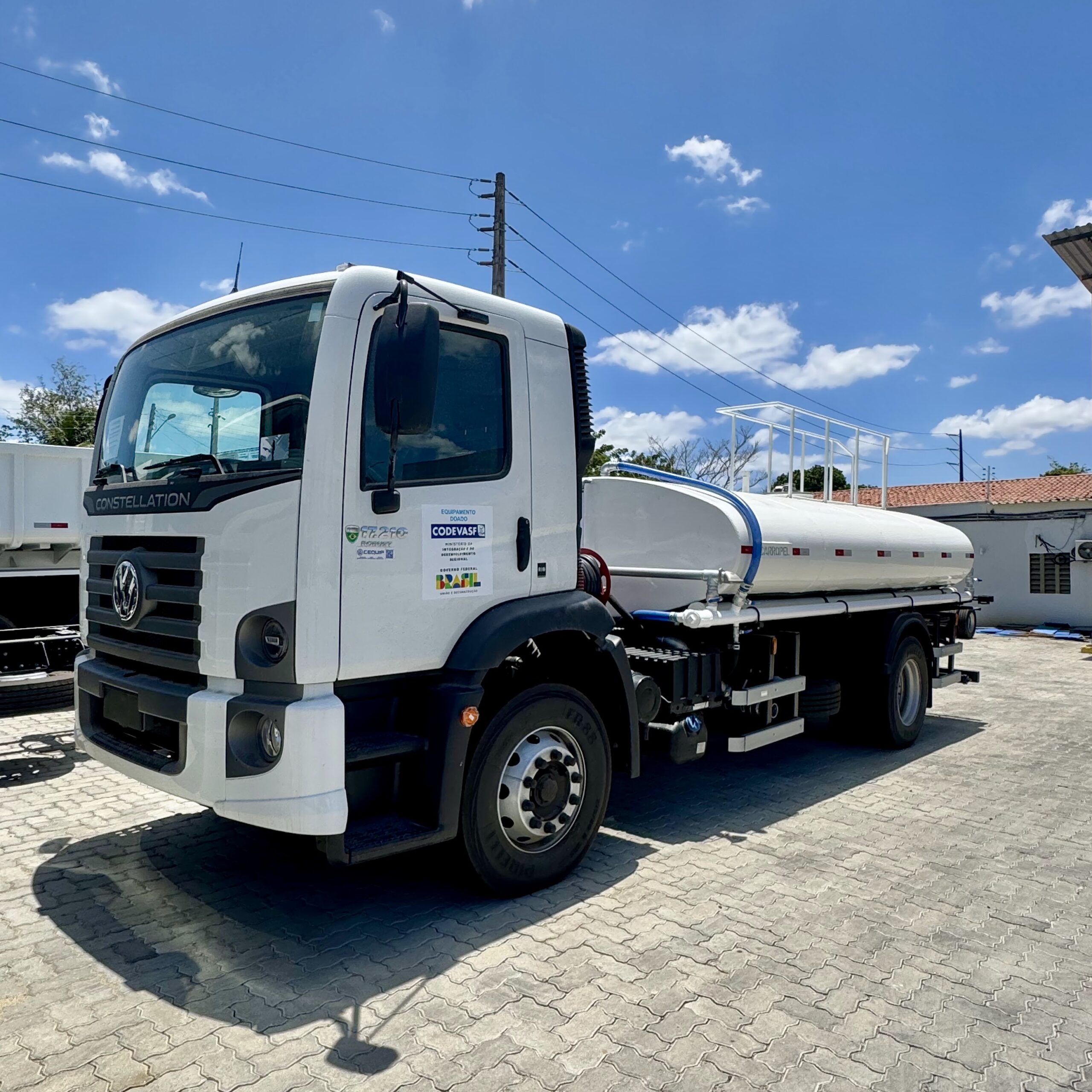 tanque-pipa-aço-carropel-13